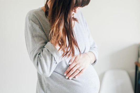 The importance to choose natural ingredients in personal care products when pregnant